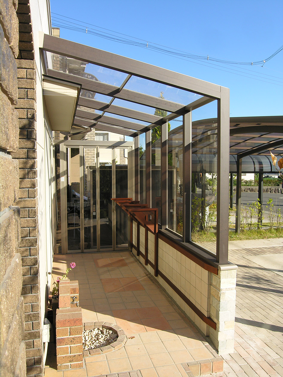 福島市のリクシルガーデンルームのココマ工事4