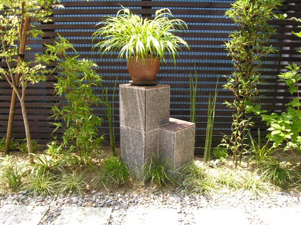 和モダンな花台