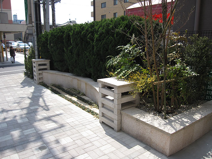 駐車場のオリジナルガーデンライト